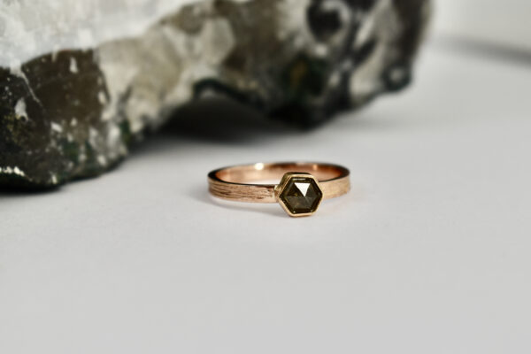 Nico Taeymans mannen ring 18 ct rood gouden ring met rose cut diamant